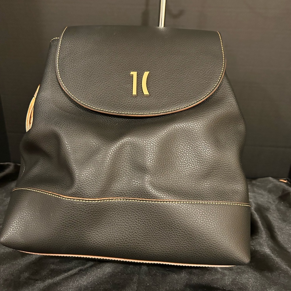 ALVIERO MARTINI RARE Black Leather Backpack with Stunning Gold Hardware. NWOT